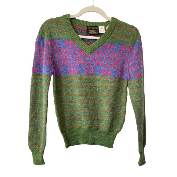 Vintage 80s Levis Sweater Size Medium V Neck Long Sleeve Hearts Deadstock NEW - Picture 1 of 6